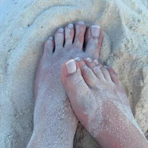 Secret-toes mym