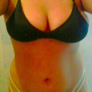 Sempre_rafaela_curvy mym
