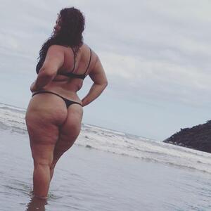 Sempre_rafaela_curvy mym