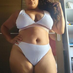 Sempre_rafaela_curvy mym