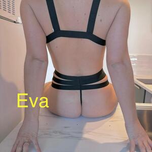 Sexy_secret_eva mym