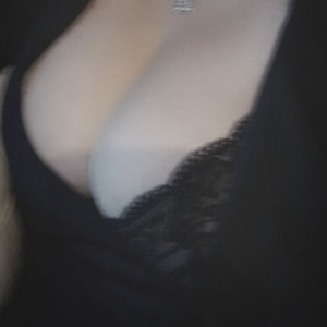 Sexyfeatunders mym