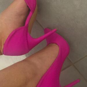 Sexyfrenchfeet_leeloo mym