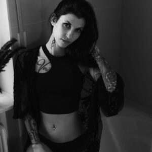 Skinnybitch_elinamj mym