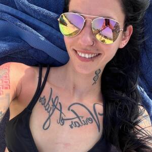 Skinnybitch_elinamj mym