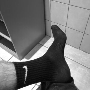 Snakeboyfeet mym