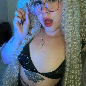 Sofia_tri mym