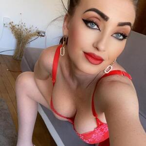 Sonya_xo mym
