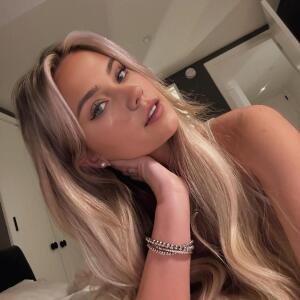 Sophia_alm mym