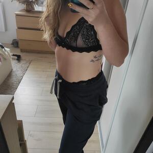 Sophie_Horny mym