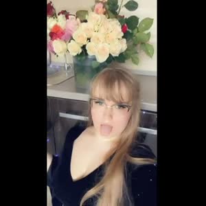 Squirt_blondy mym