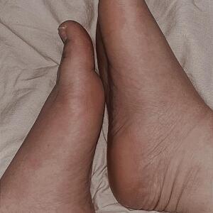 Studio_feet mym