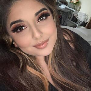 Sucubecurvy921103 mym