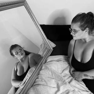 Suzy_curvy mym