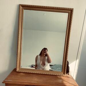 Suzy_curvy mym