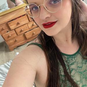 Suzy_curvy mym