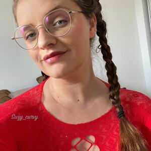 Suzy_curvy mym
