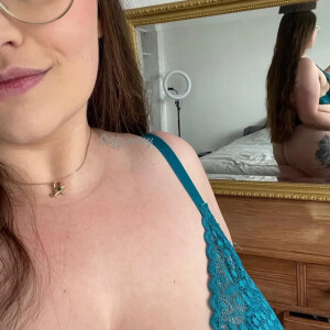 Suzy_curvy mym