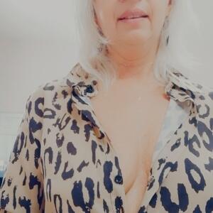 Sylmilf-libertine-mature-sexe-porno mym