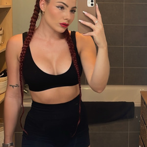 Tanialeone1 mym