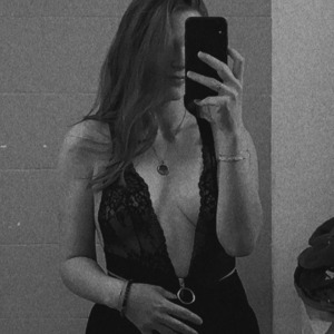 Tena_foxy mym