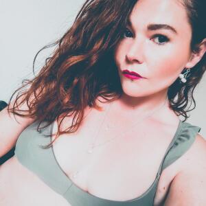 The_curves_of_flora mym
