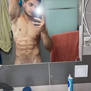 Thomas_fry mym