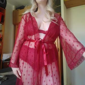 Timide_coquine mym