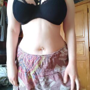 Timide_coquine mym