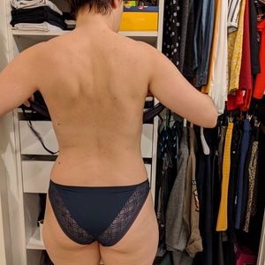 Timide_mais_coquine mym