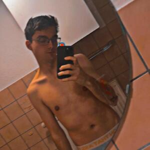 Tobi_boy mym