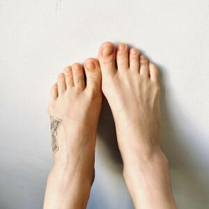 Toofeetforyou mym