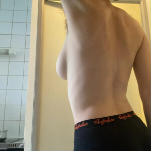 Transboobs mym