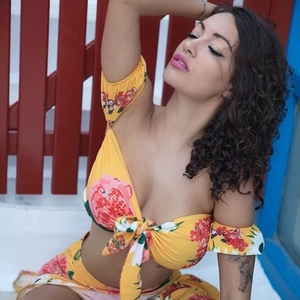 Travellingboobs mym