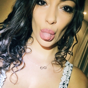 Travellingboobs mym