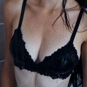 Undress_selene mym