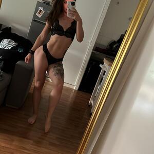 Une_roserouge mym