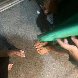 Vai_feets mym