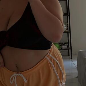 Vanessaa_a mym