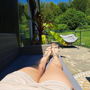 Vermillon_feet mym