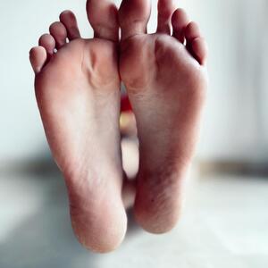 Vic_frenchfeet mym