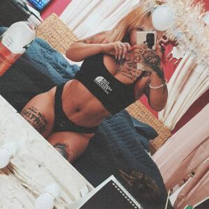 Violette_kush mym