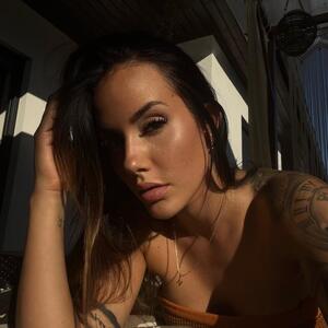Vivi_croft mym