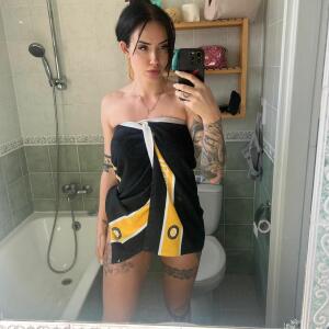 Vivi_croft mym