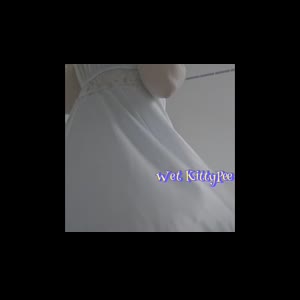 Wet-kittypee mym