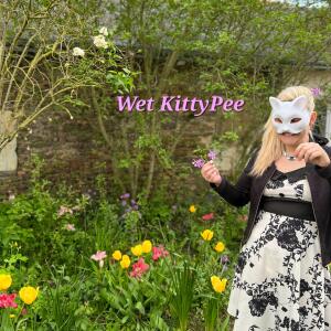 Wet-kittypee mym