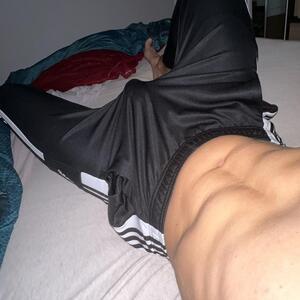 William_hot mym