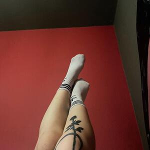 X_feet mym