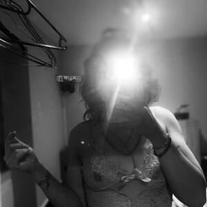 X_safia mym