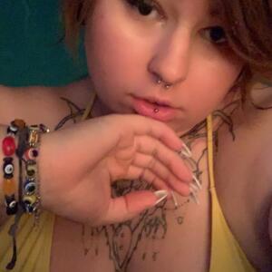 Yourfrenchwhore mym
